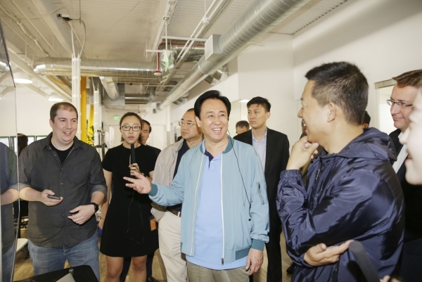 恒大高管团队赴美视察FF 许家印盛赞FF超强技