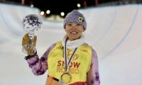 蔡雪桐首次摘美国公开赛单板滑雪U型场地冠军