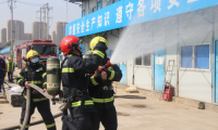 天津市东丽区消防救援站“消防演习”进工地