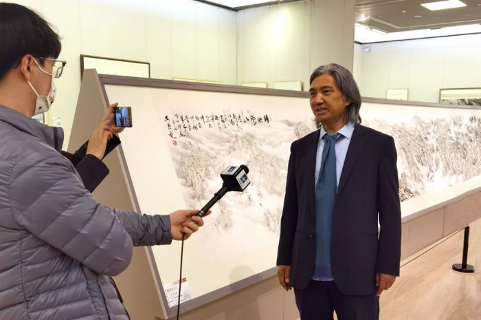 全国政协常委、中国美术馆馆长吴为山先生接受采访