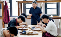 千年宋韵与青春脉搏同频共振 开封职业学院打造行走的文化课堂