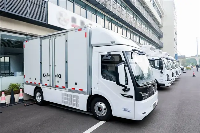 豪华轻卡，未上市，先出圈！福田欧马可Z“值”得期待！