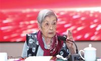 天津师范大学田本娜 教育原野上的常青树
